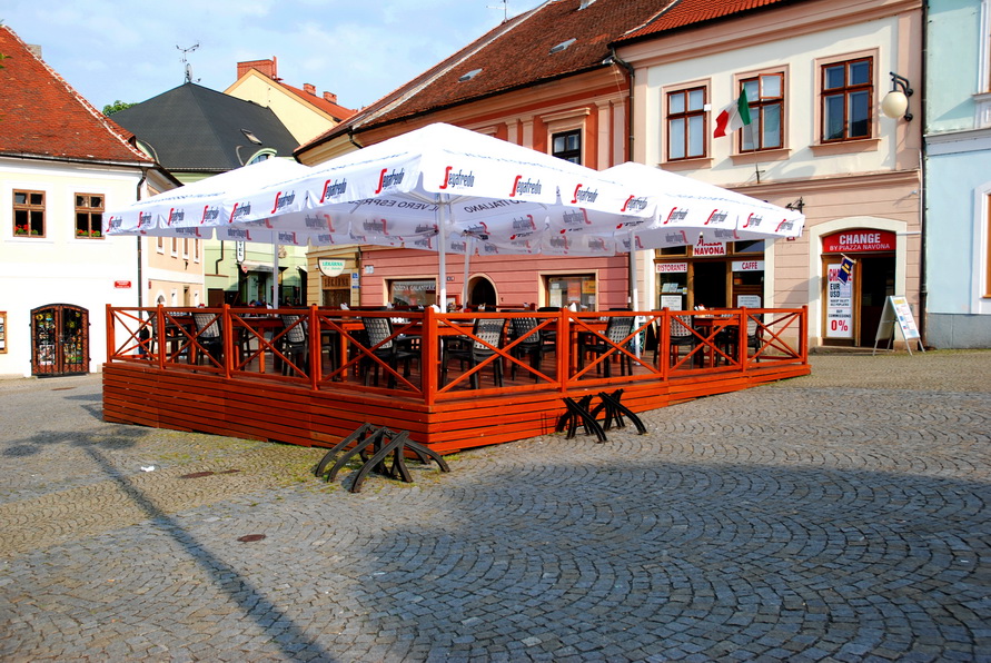 Zahrádka na Palackého náměstí